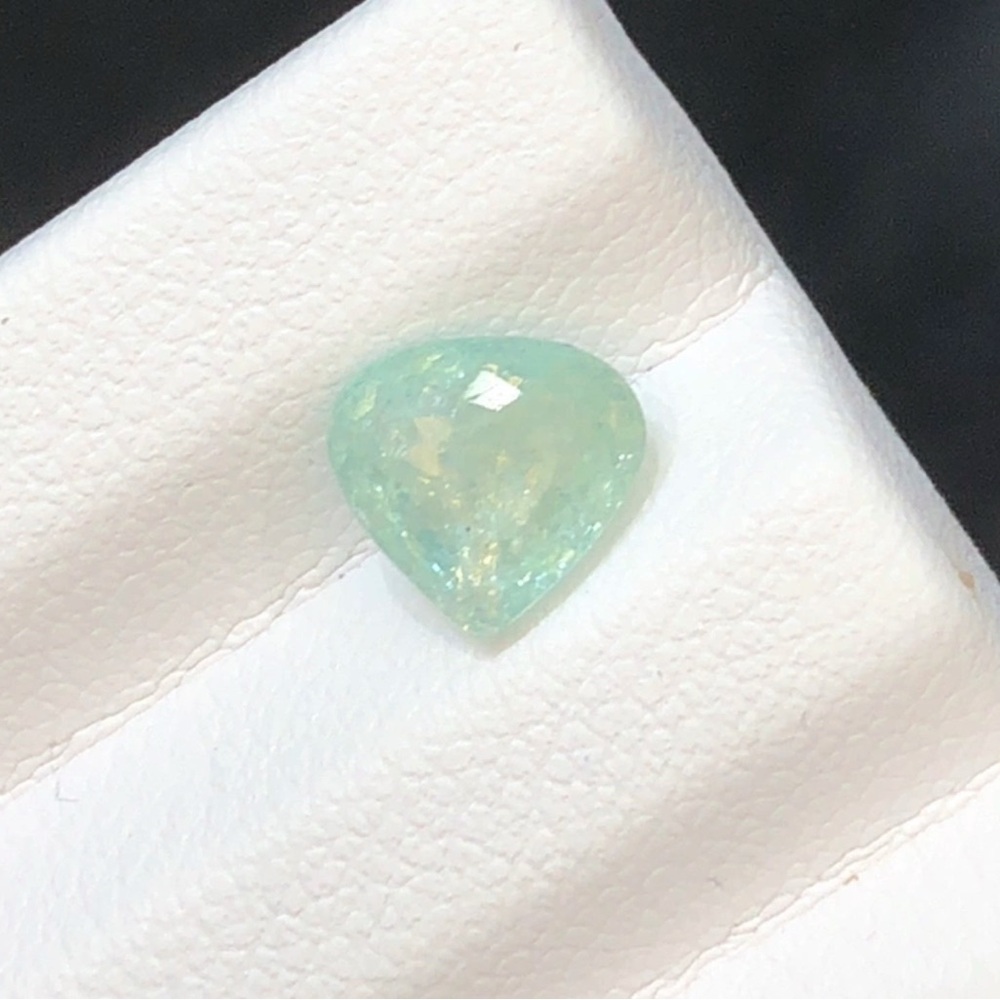 AIG CERTIFIED 1.30 CTS MASSIVE RARE NATURAL PARAIPA TOURMALINE MOZAMBIQUE